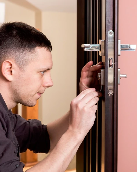 : Professional Locksmith For Commercial And Residential Locksmith Services in Niles