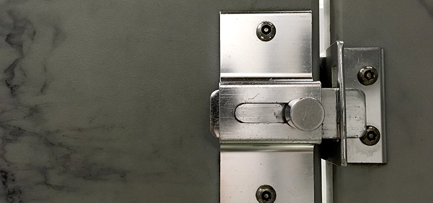 Fix A Room Door Lock in Niles